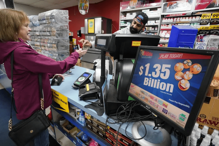 You are currently viewing Maine gets 1st Mega Millions jackpot with $1.35B grand prize